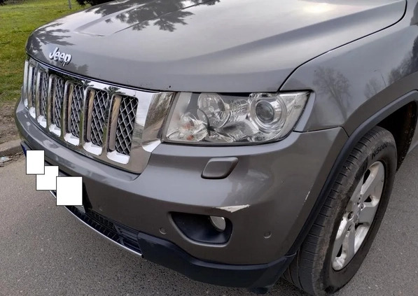 Jeep Grand Cherokee cena 54900 przebieg: 244900, rok produkcji 2012 z Łódź małe 631